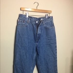 Vintage Levi’s 550 Jeans (mom jeans)